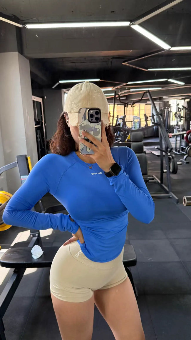 DFYNE Seamless Contour Long-Sleeve Electric Blue Hover Image