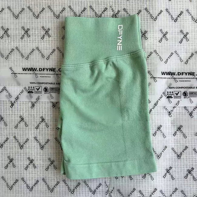 DFYNE Seamless High-Waisted Contour Short Light Green Hover Image