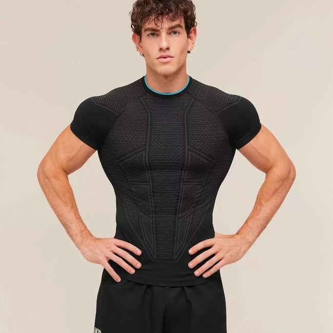 Essential Engineered Panel Seamless Training Short Sleeve – Jet Black Hover Image