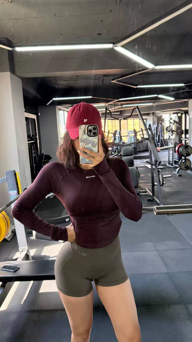 DFYNE Seamless Contour Long-Sleeve Brown Hover Image