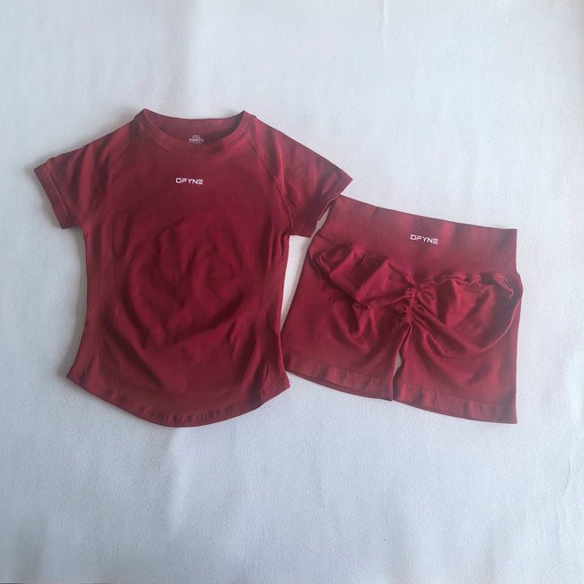 DFYNE Seamless Compression Set Wine Red Hover Image