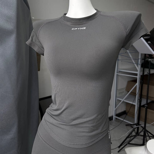 DFYNE Seamless Fitted Active Tee Shark Gray Hover Image