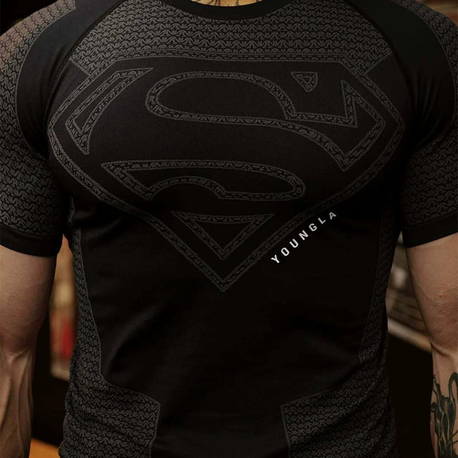 Essential Engineered Panel Seamless Training Short Sleeve – Jet Black Stealth Superman Hover Image