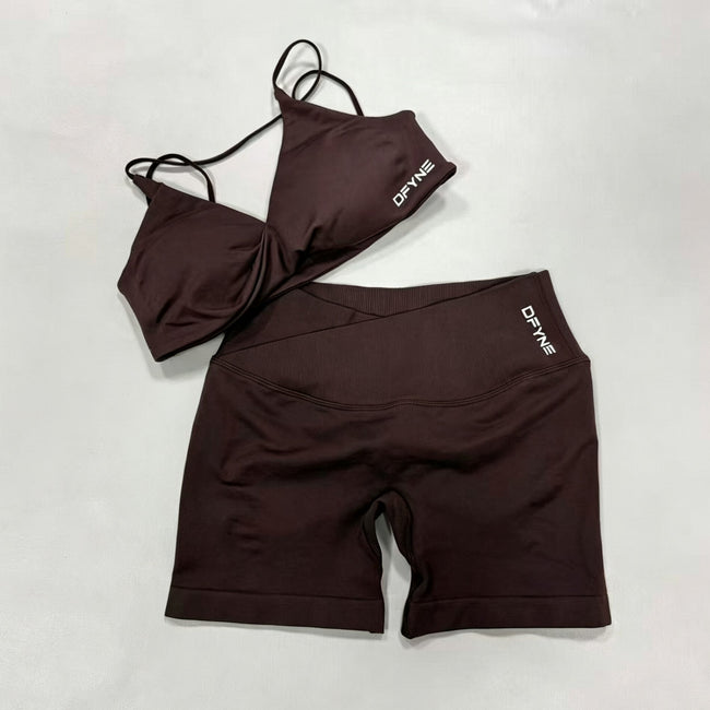 DFYNE Seamless Crossover Sports Set Brown Hover Image