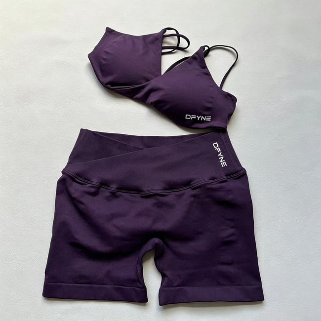 DFYNE Seamless Crossover Sports Set Purple Red Hover Image