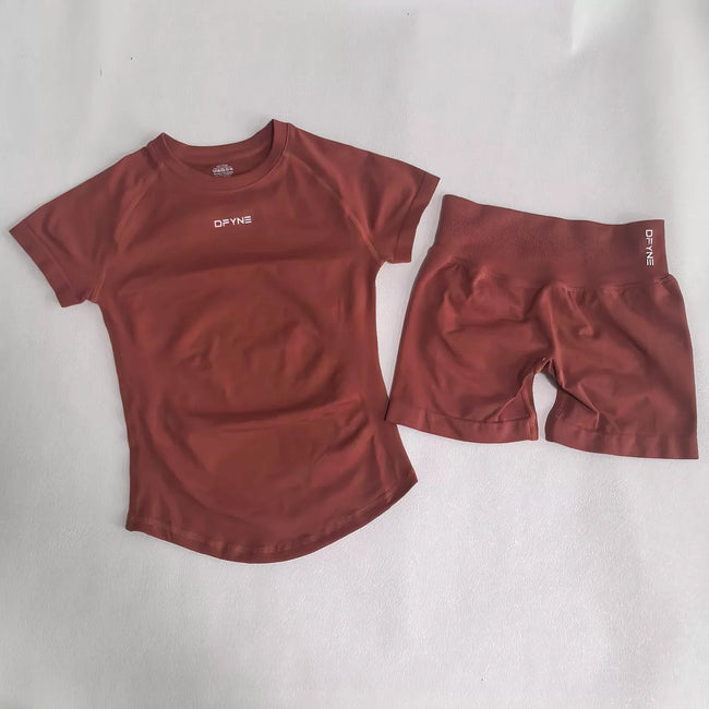 DFYNE Seamless Compression Set Orange Hover Image