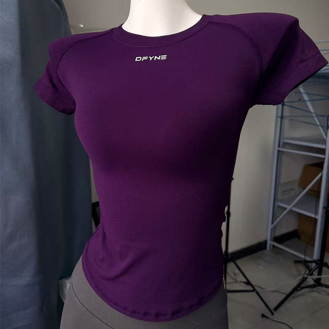 DFYNE Seamless Fitted Active Tee Grape Purple Hover Image
