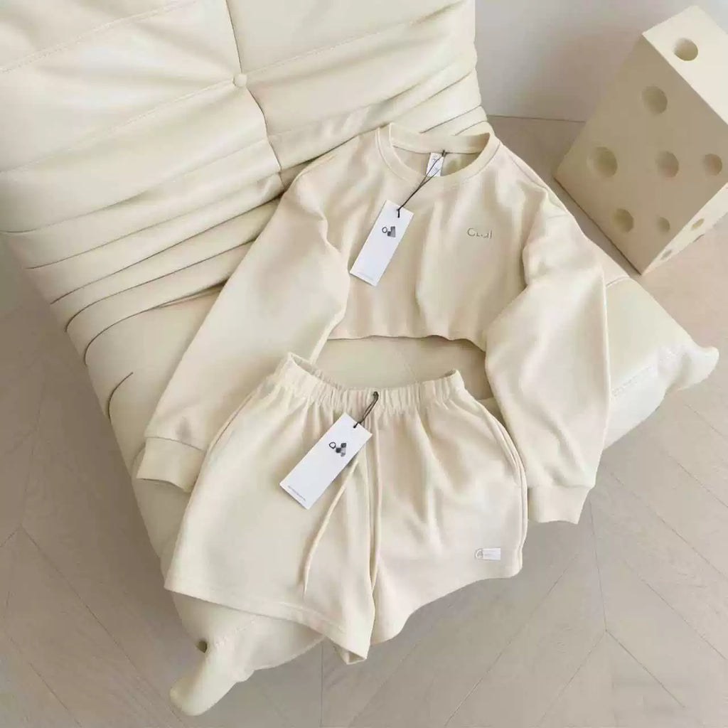 Alo Off-White Sweatshirt & Short Set